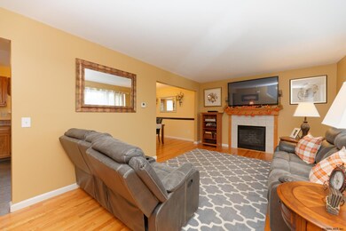 2 Cobblestone Ln, Troy, NY 12180 - photo 6