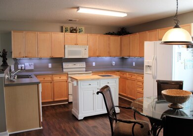 3013 Maple Leaf Dr, Moncks Corner, SC 29461 - photo 4