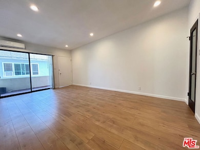 1148 N Formosa Ave unit 9, West Hollywood, CA 90046 - photo 3