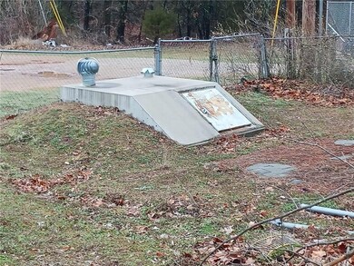 23427 E Hill Dr, Tecumseh, OK 74873 - photo 4