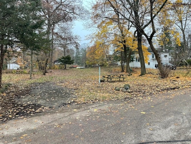 210 W Spring Dr, Twin Lakes, WI 53181 - photo 3