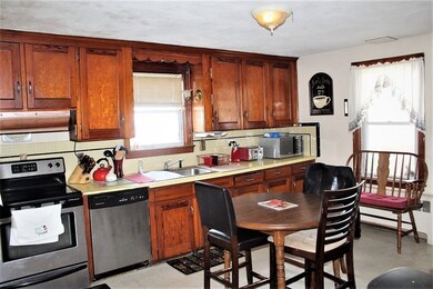 90 Walter St, Fall River, MA 02724 - photo 6