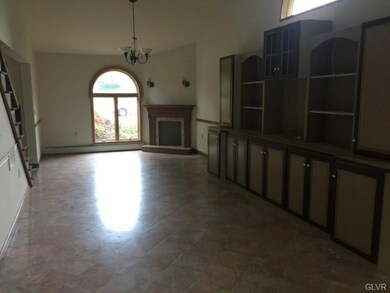 356 Chestnut St, Walnutport, PA 18088 - photo 2