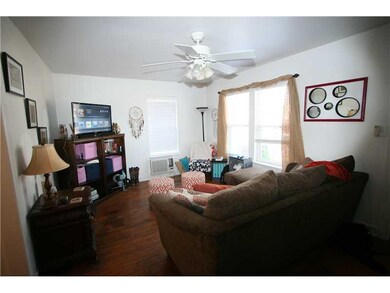 908 S 4th St, Rogers, AR 72756 - photo 4