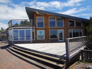 West Facing Entry and Beach Access