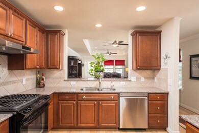 623 Windward Ct, Richmond, TX 77469 - photo 6