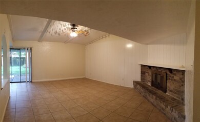 15803 Danford Dr, Houston, TX 77053 - photo 5