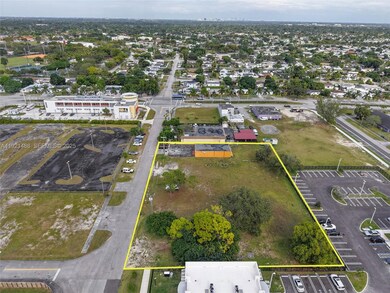 14551 Carver Dr, Richmond Heights, FL 33176 - photo 6