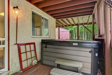 114 Blueberry Run, Blakeslee, PA 18610 - photo 6