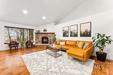 5600 W Beacon Light Rd, Eagle, ID 83616 - photo 6