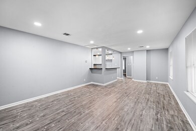 5115 Perry St, Houston, TX 77021 - photo 5