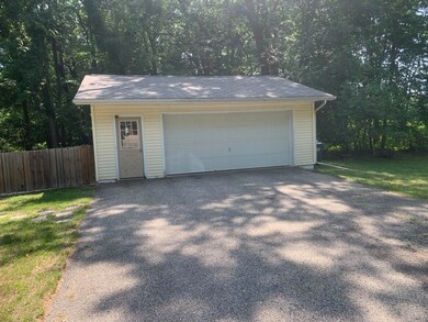 9247 Oakland Dr, Portage, MI 49024 - photo 2