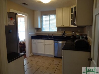 134 Columbus Dr, Savannah, GA 31405 - photo 6