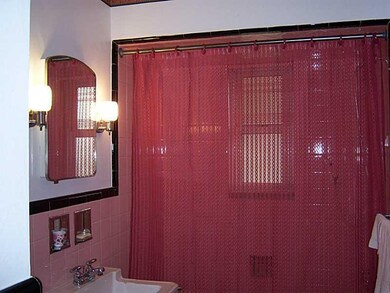 Full Bath.