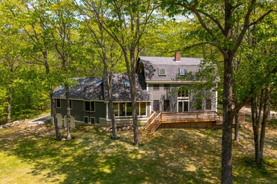 32 Valley -Exterior