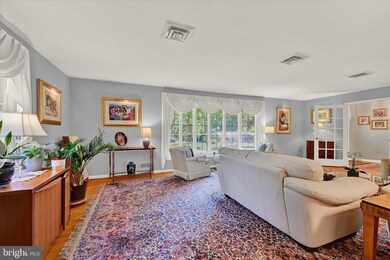 305 Overlook Dr, Lutherville Timonium, MD 21093 - photo 5