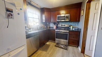 65 Acorn St unit 2, Haverhill, MA 01832 - photo 6