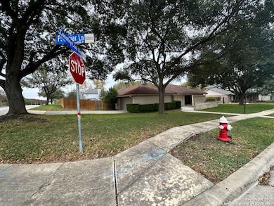 3522 Foxbriar Ln, Cibolo, TX 78108 - photo 2