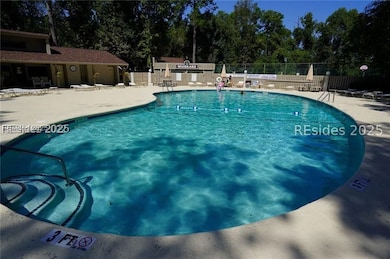 96 Mathews Dr unit 223, Hilton Head Island, SC 29926 - photo 4