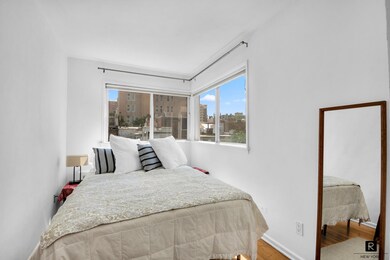 150 W 94th St unit 4, New York, NY 10025 - photo 4