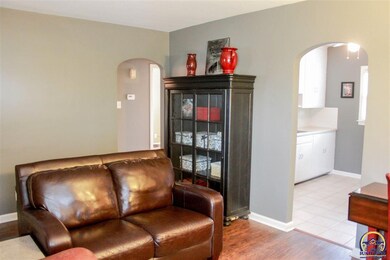615 SW Randolph Ave, Topeka, KS 66606 - photo 7