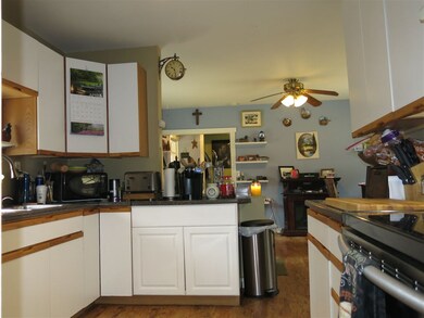 13 Congress St, Lebanon, NH 03766 - photo 4