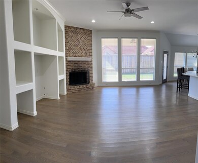 725 Herman Dr, Hurst, TX 76054 - photo 4