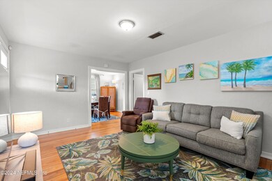 08-Living Room