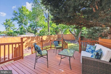 2219 Sweetbriar Dr, Alexandria, VA 22307 - photo 5