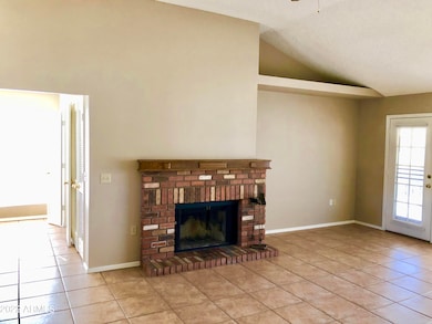 1261 E Laurel Ave, Gilbert, AZ 85234 - photo 4