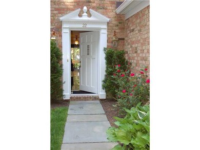 22 Georgetowne N unit 22, Greenwich, CT 06831 - photo 2