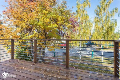 Deck 4905-SMALL