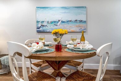 Dining4017BO
