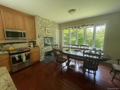 2130 Hunterbrook Rd, Yorktown Heights, NY 10598 - photo 5