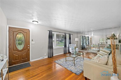 642 MacKow Dr, Toledo, OH 43607 - photo 3