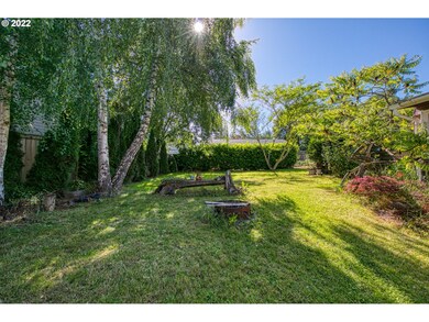 77 N 5th St, Creswell, OR 97426 - photo 7