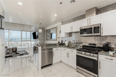 4575 Dean Martin Dr unit 1104, Las Vegas, NV 89103 - photo 5