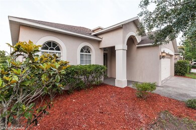 9811 Simeon Dr, Land O Lakes, FL 34638 - photo 2