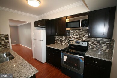 118 Saint Charles Square unit 118, Sterling, VA 20164 - photo 7