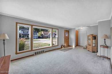 30603 Crescent Dr, Willowick, OH 44095 - photo 6