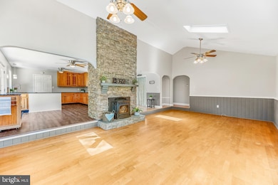 8001 Bourne Rd, Owings, MD 20736 - photo 5