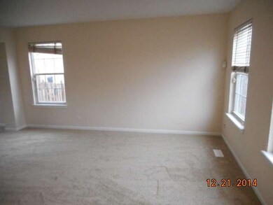 43 Pine Hill Dr, North Aurora, IL 60542 - photo 2