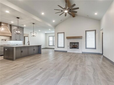 1404 Monterey Dr, Norman, OK 73072 - photo 6