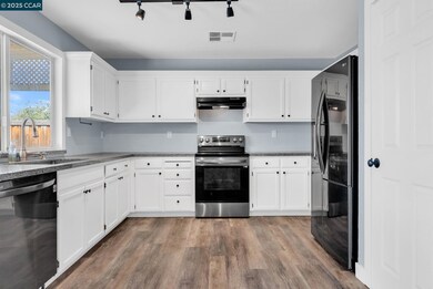 unlisted-address, Discovery Bay, CA 94505 - photo 3