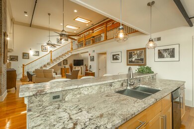 1467 Market Street #206-19