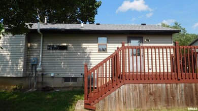 2625 W 55th St, Davenport, IA 52806 - photo 2