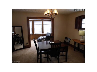 638 Doris Ave Akron, Ohio 44303  Dining Room