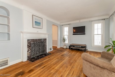 408 E 322nd St, Willowick, OH 44095 - photo 2