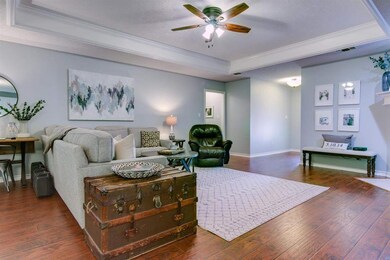 16 White Oak Ln, Wake Village, TX 75501 - photo 6