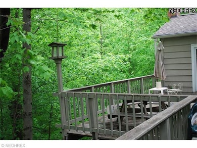 11340 Willow Hill Dr, Chesterland, OH 44026 - photo 3